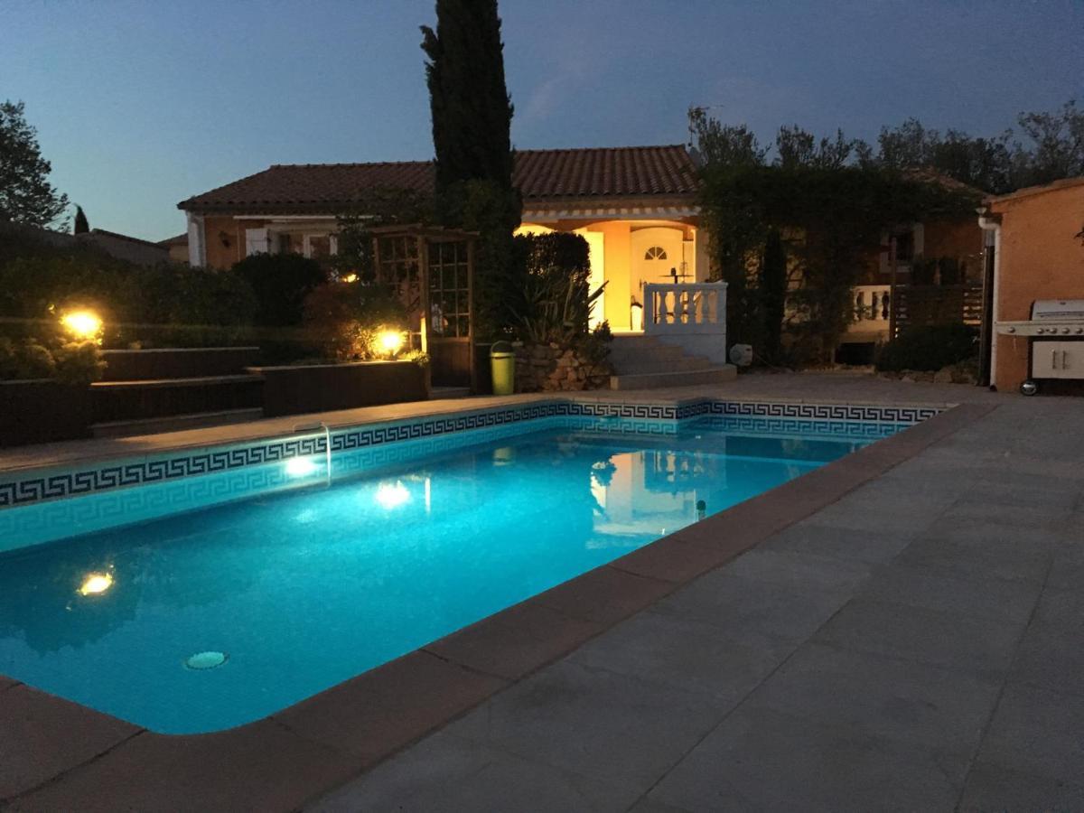 Les Chenes Chez Jo Et Aime Bed & Breakfast Regusse Luaran gambar