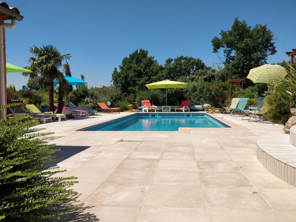 Les Chenes Chez Jo Et Aime Bed & Breakfast Regusse Luaran gambar