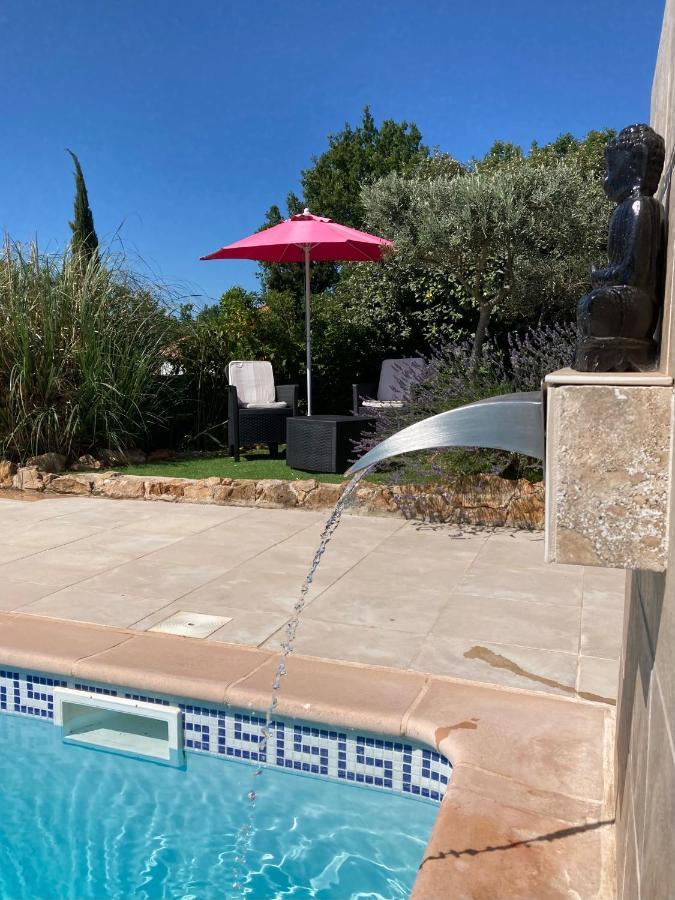 Les Chenes Chez Jo Et Aime Bed & Breakfast Regusse Luaran gambar